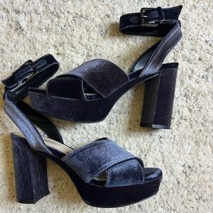 Nine West Blue Velvet Chunky Heels with Ankle Strap - size 6 1/2